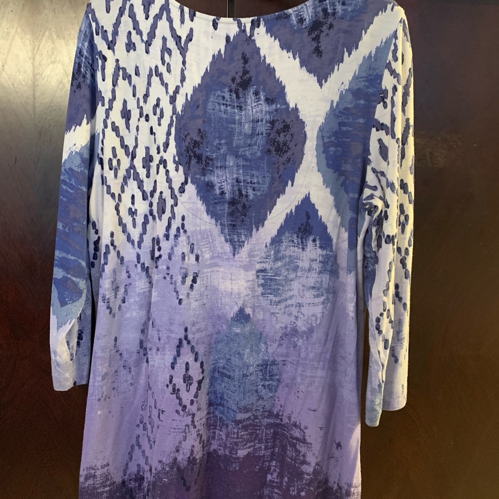 Beautiful  Tunic - Picture 5 of 5
